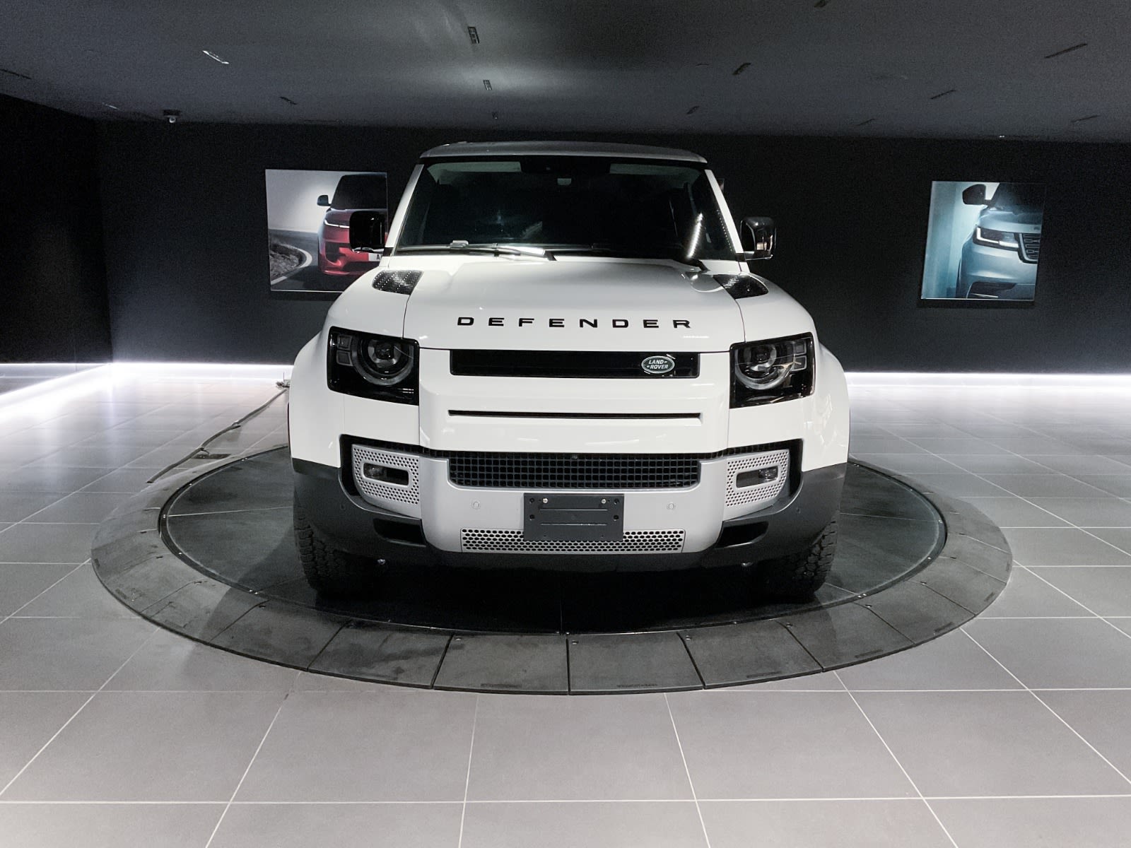 2024 Land Rover Defender S, Vancouver, Cash