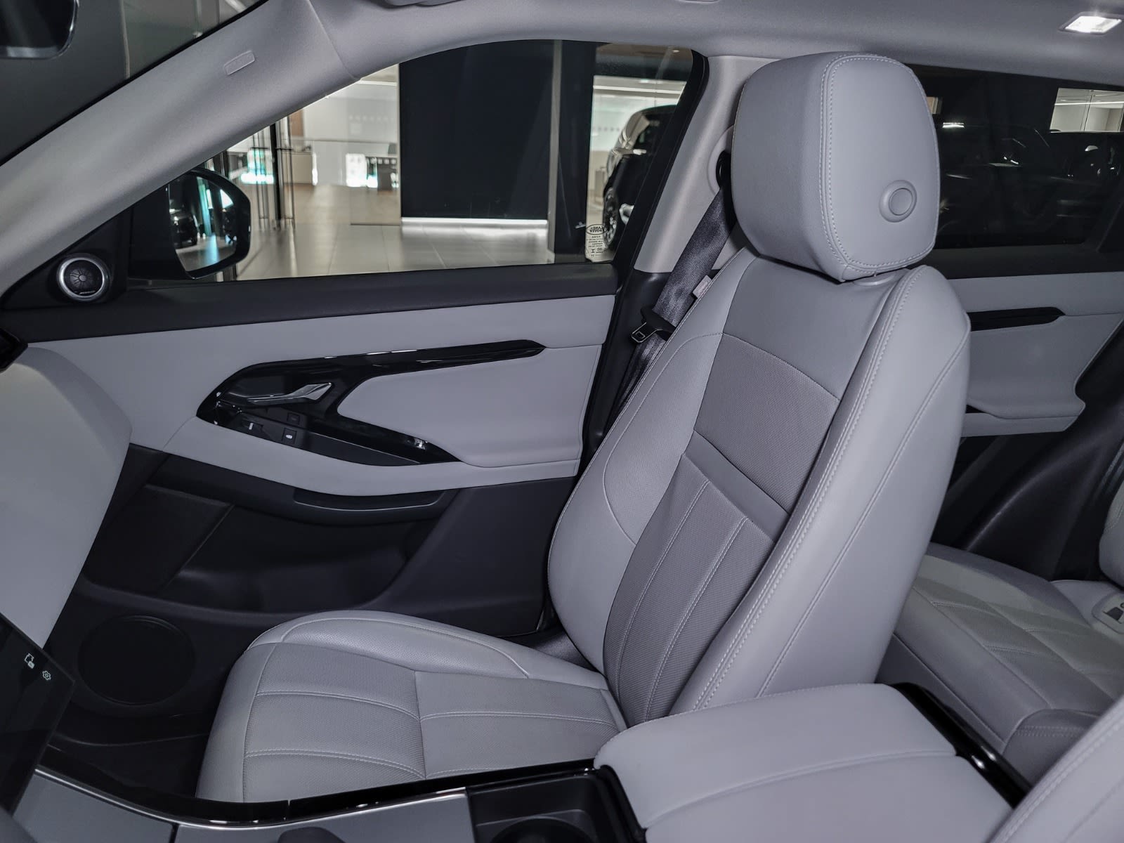 2024 Land Rover Range Rover Evoque S, Vancouver, Cash