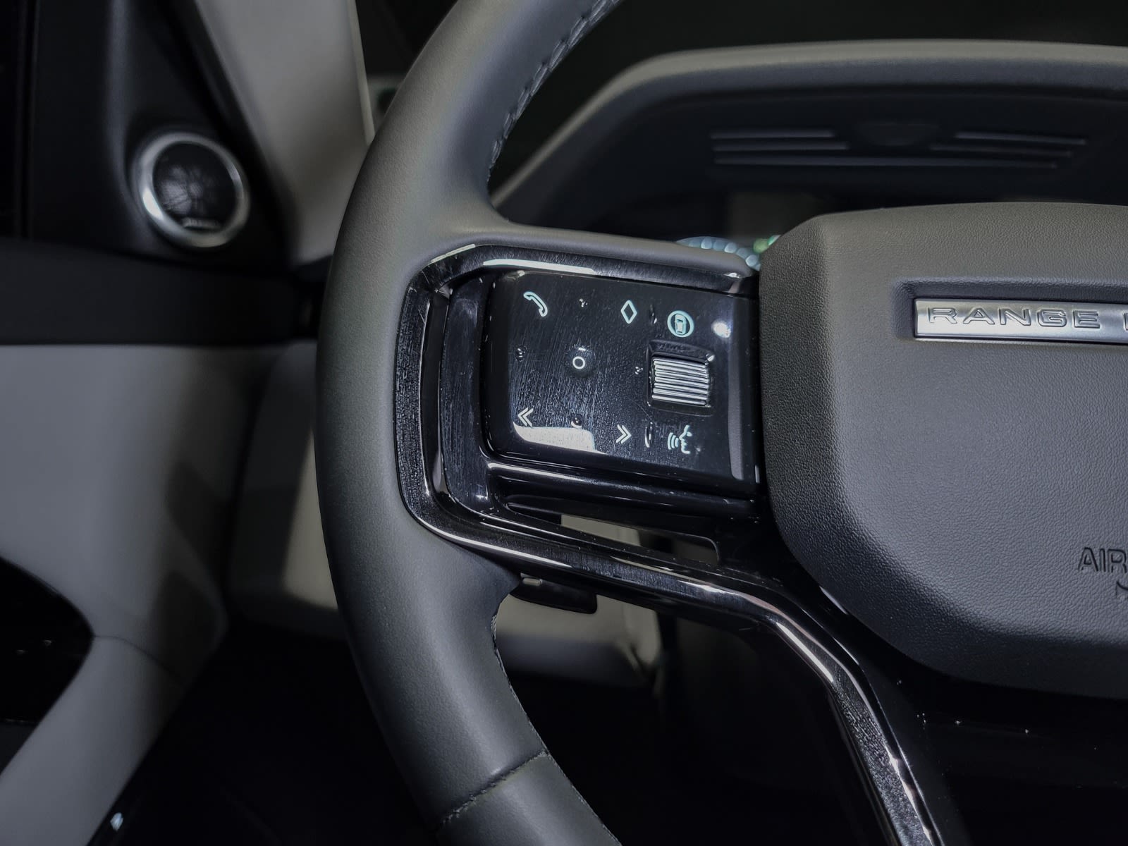 2024 Land Rover Range Rover Evoque S, Vancouver, Cash