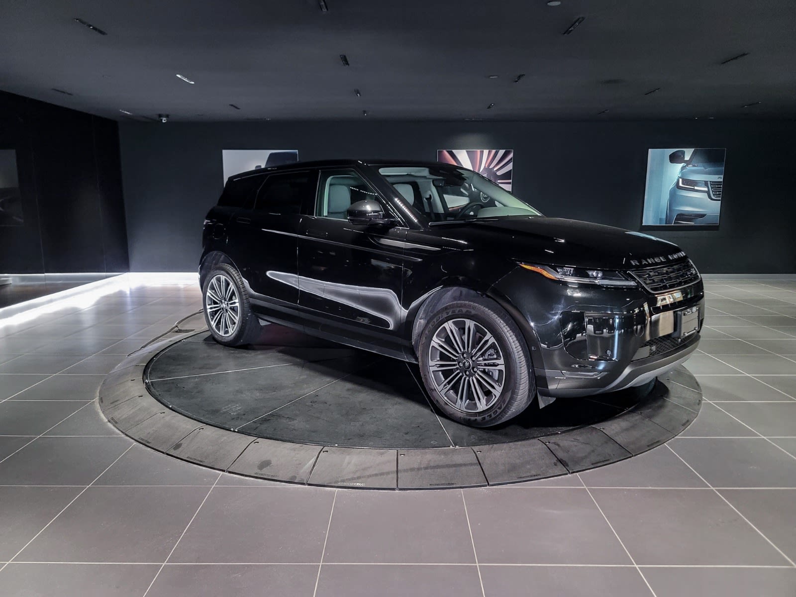 2024 Land Rover Range Rover Evoque S, Vancouver, Cash