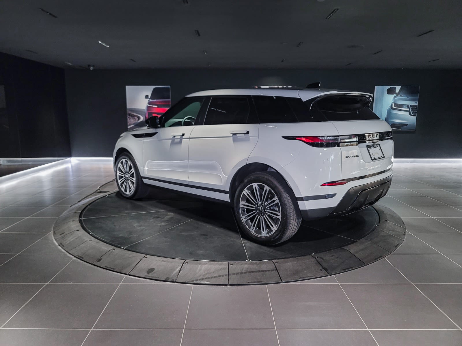 2024 Land Rover Range Rover Evoque S, Vancouver, Cash