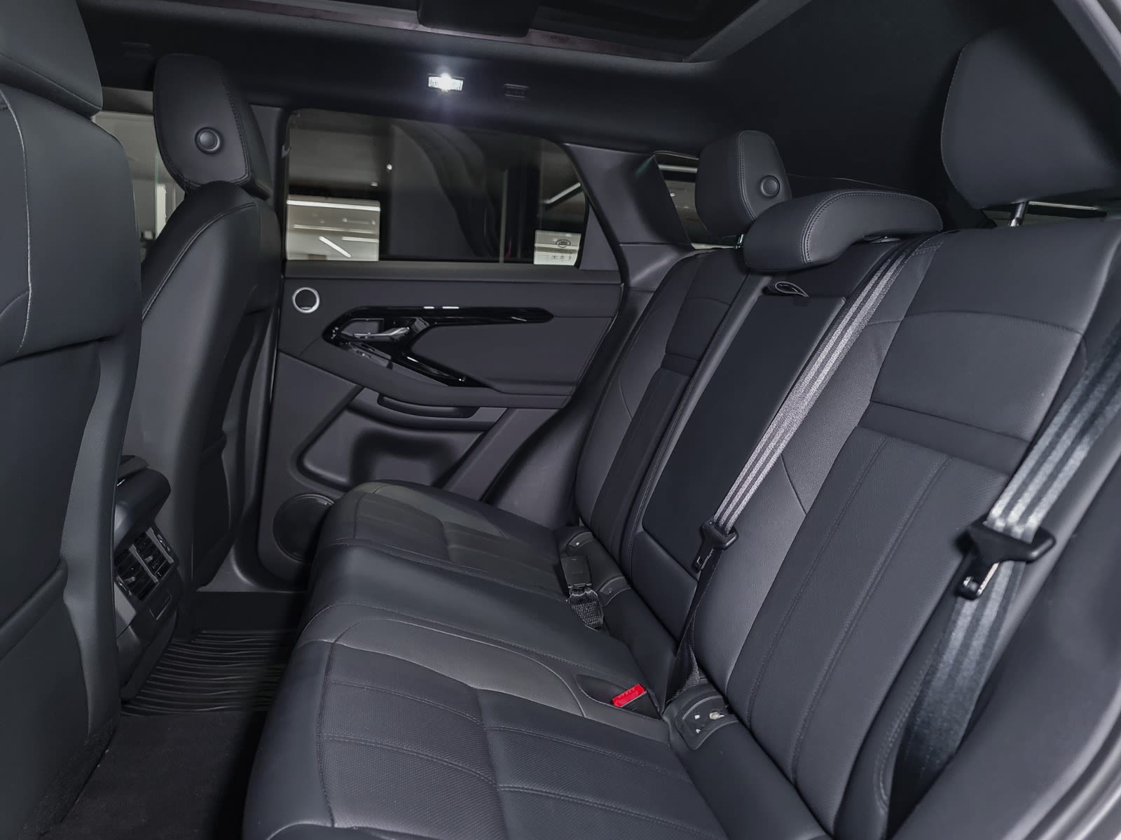 2024 Land Rover Range Rover Evoque S, Vancouver, Cash