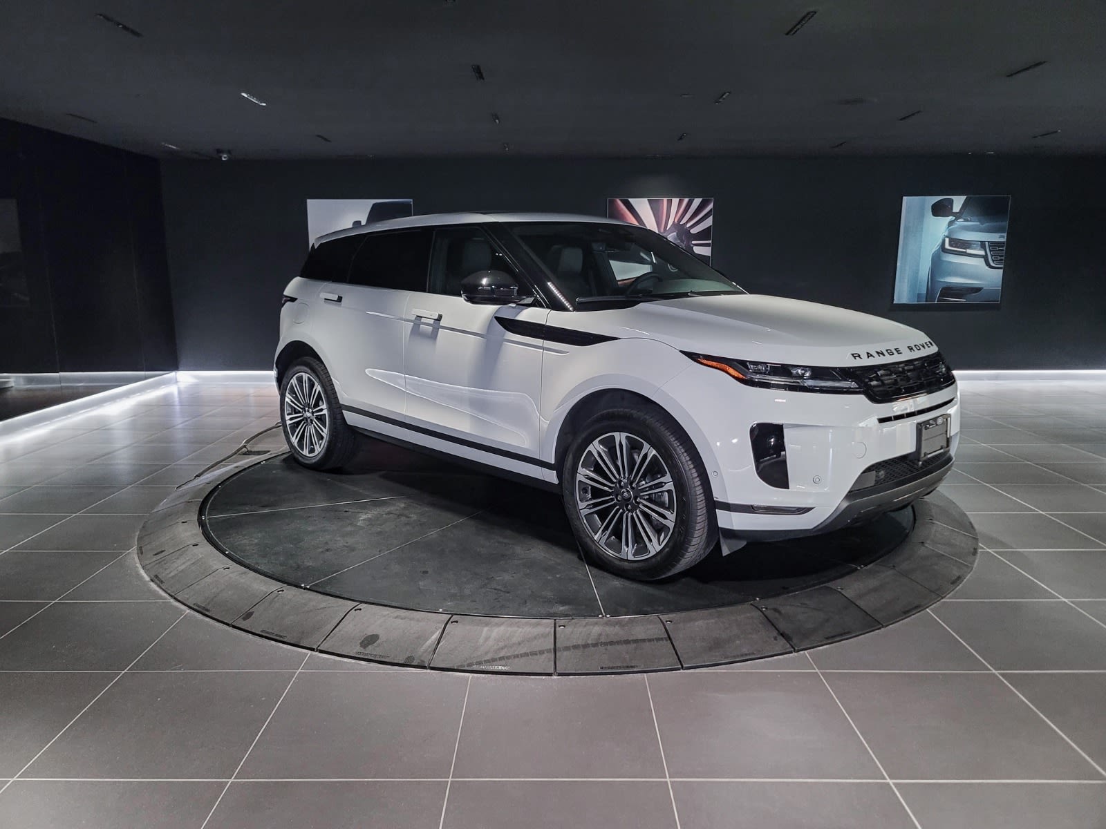 2024 Land Rover Range Rover Evoque S, Vancouver, Cash