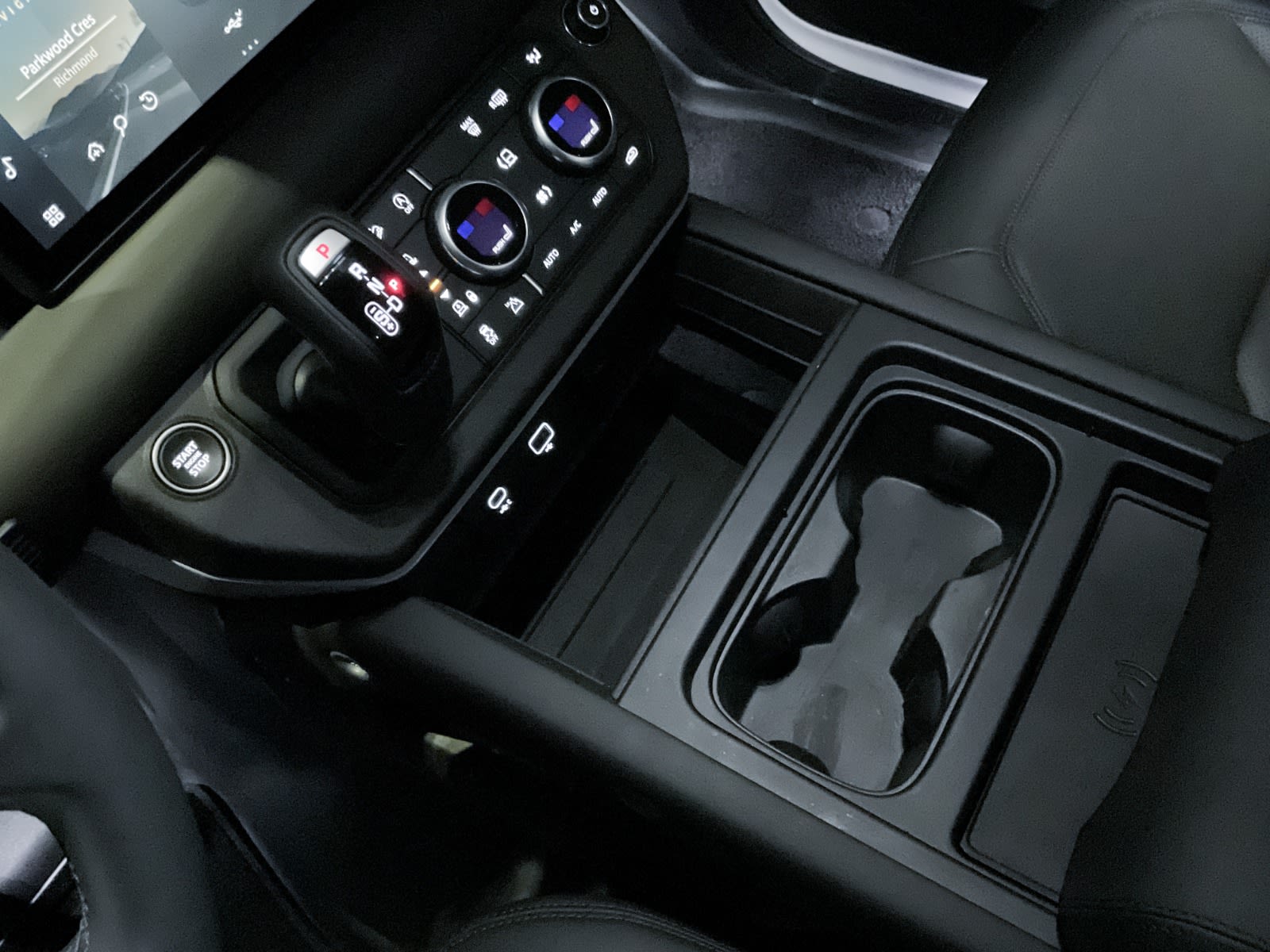 2024 Land Rover Defender S, Vancouver, Cash