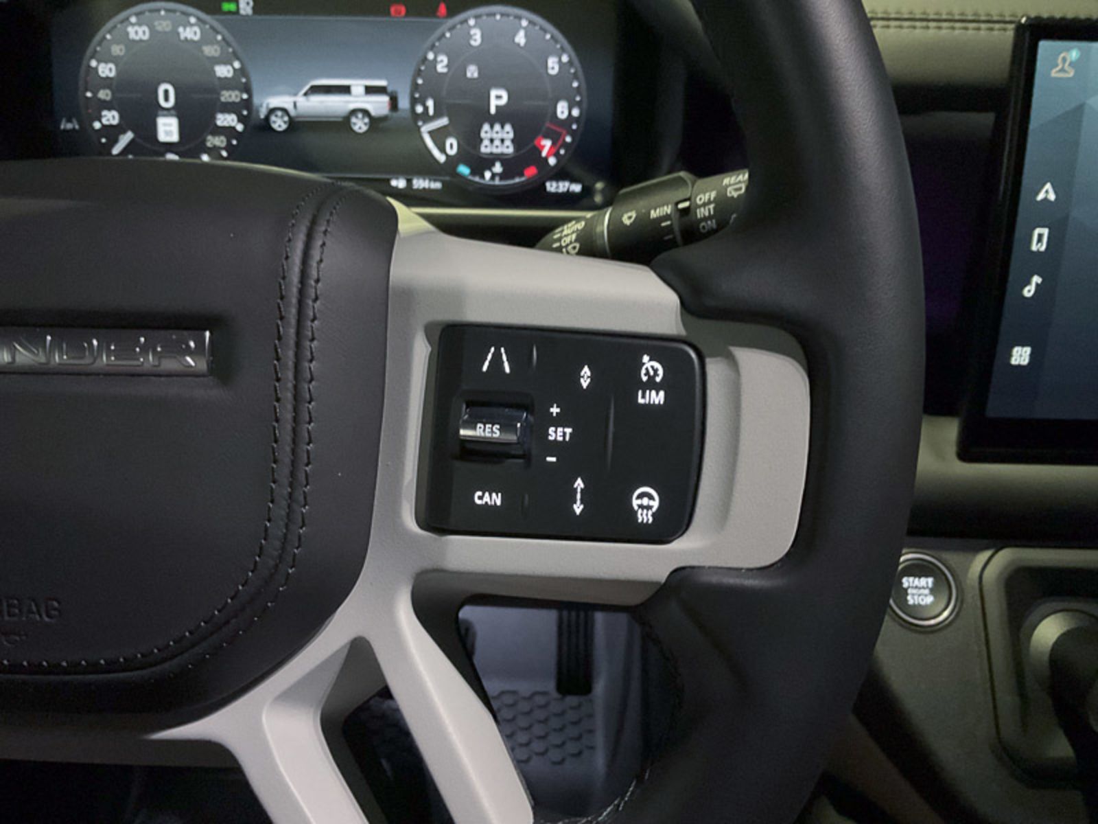 2024 Land Rover Defender X-Dynamic SE, Vancouver, Cash