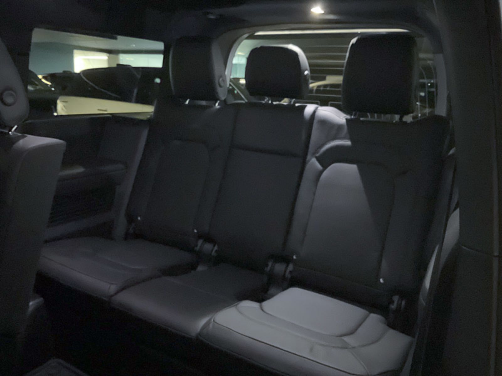 2024 Land Rover Defender X-Dynamic SE, Vancouver, Cash