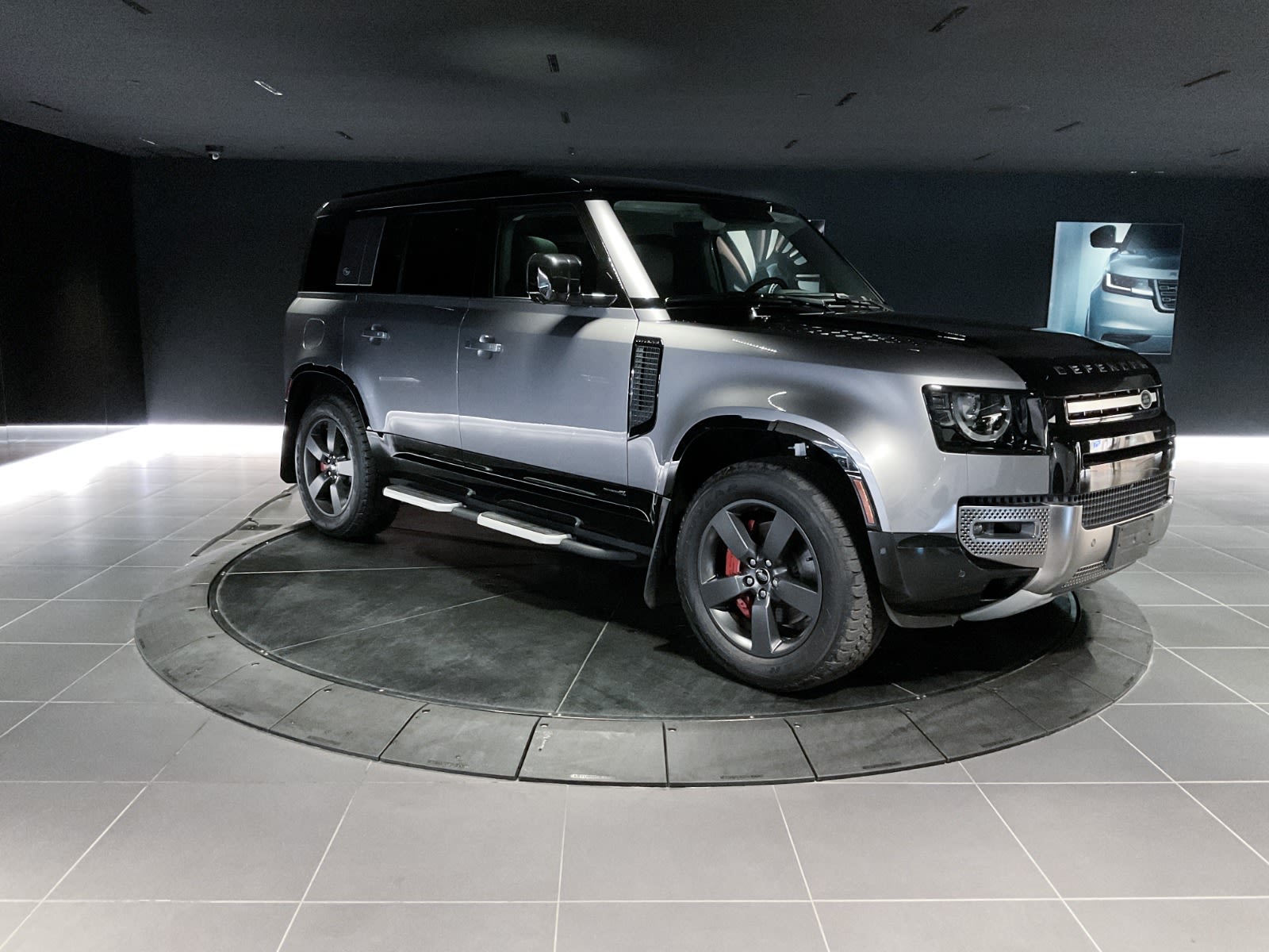 2024 Land Rover Defender X, Vancouver, Cash