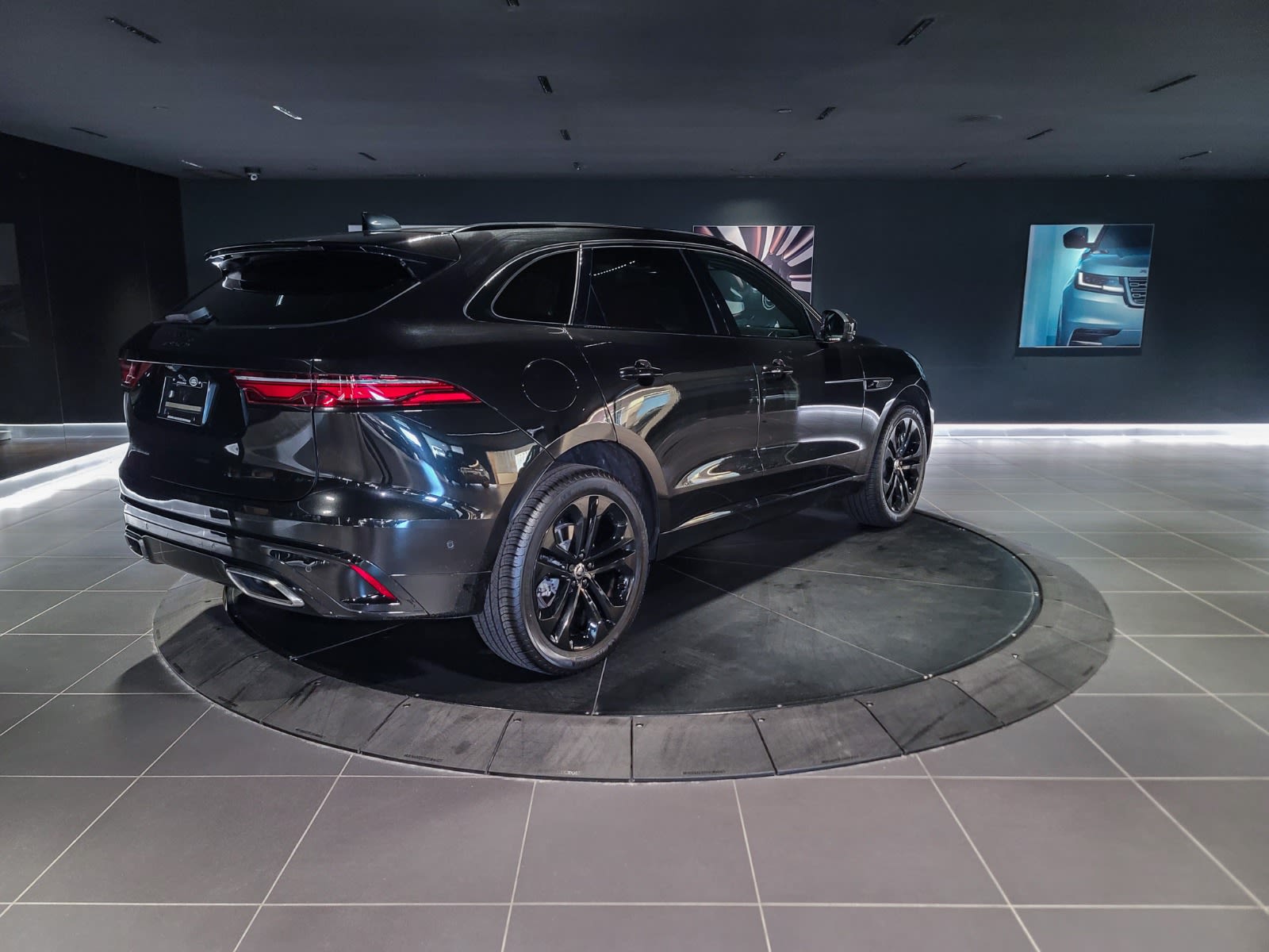 2025 Jaguar F-PACE P400 R-Dynamic S, Vancouver, Cash
