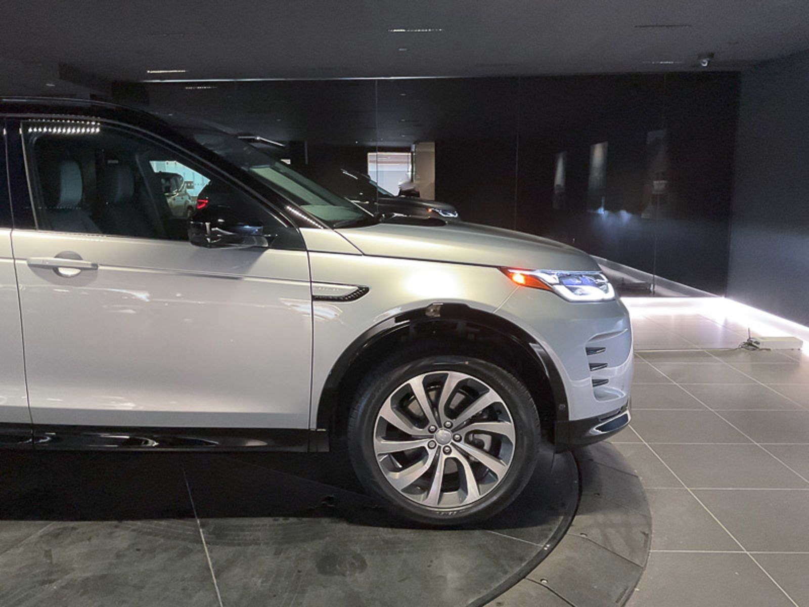 2024 Land Rover Discovery Sport Dynamic SE, Vancouver, Cash