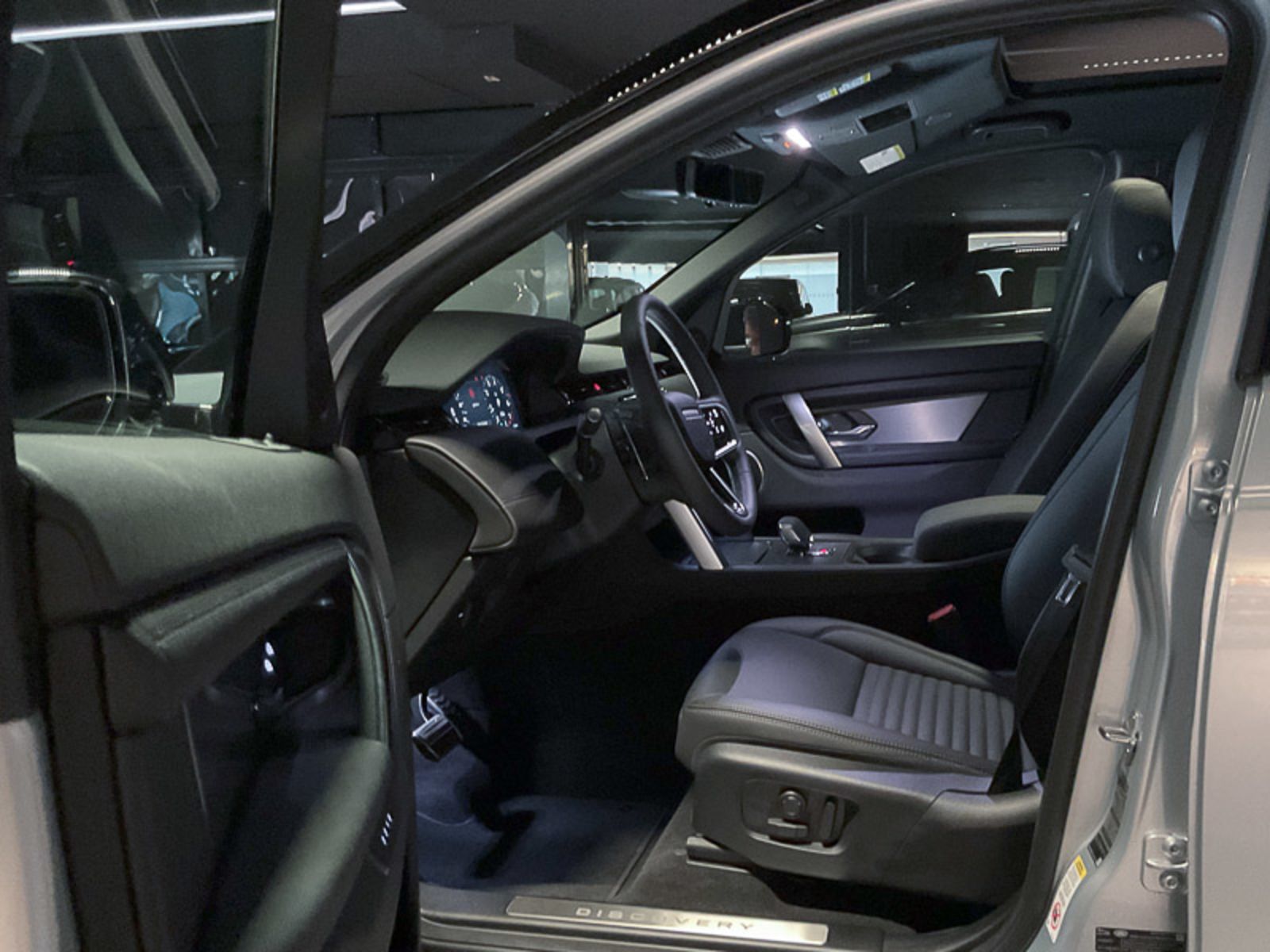 2024 Land Rover Discovery Sport Dynamic SE, Vancouver, Cash