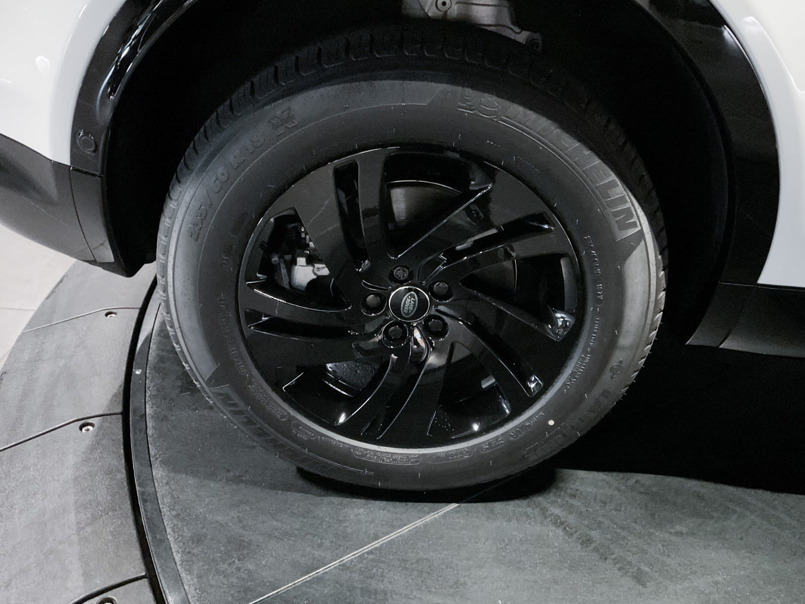 2024 Land Rover Discovery Sport Dynamic SE, Vancouver, Cash