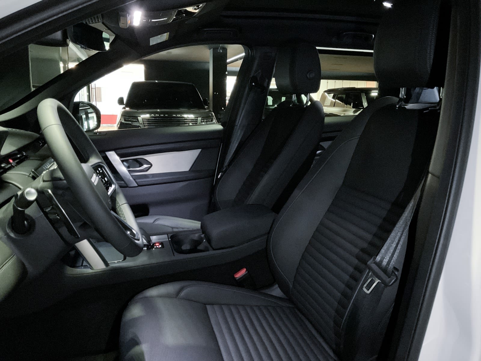 2024 Land Rover Discovery Sport Dynamic SE, Vancouver, Cash