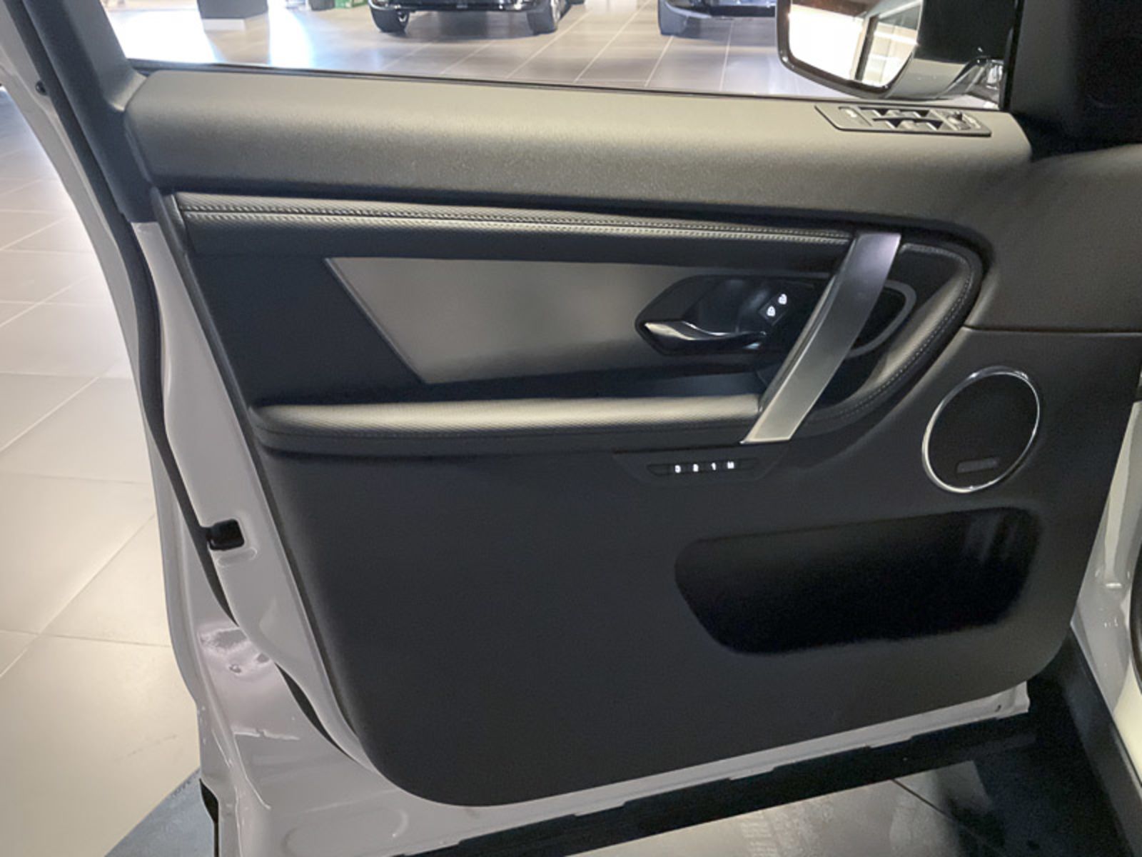 2024 Land Rover Discovery Sport Dynamic SE, Vancouver, Cash