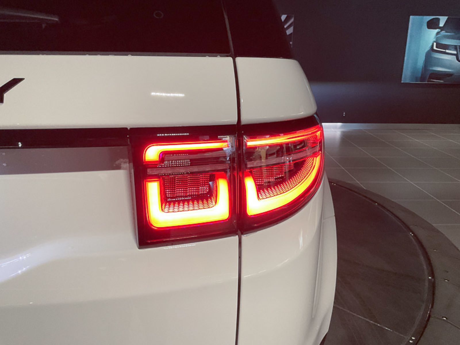 2025 Land Rover Discovery Sport Dynamic SE, Vancouver, Cash