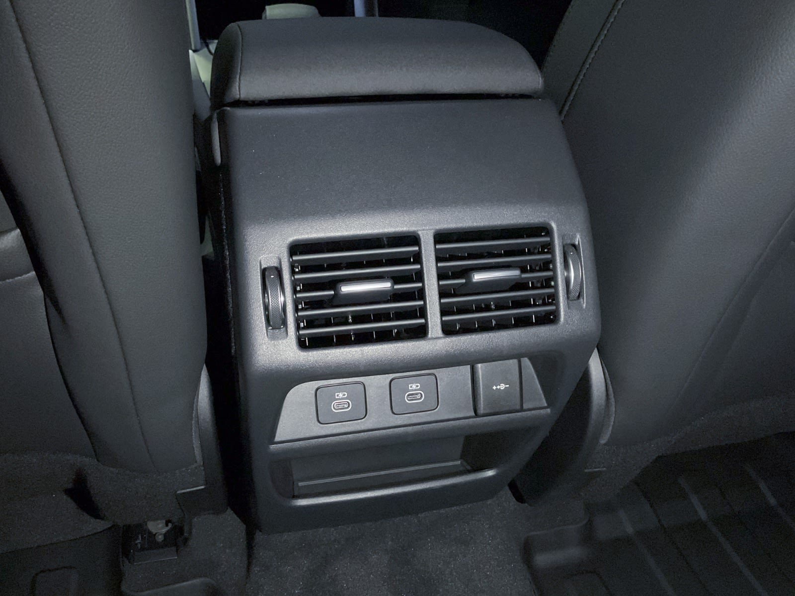 2025 Land Rover Discovery Sport Dynamic SE, Vancouver, Cash