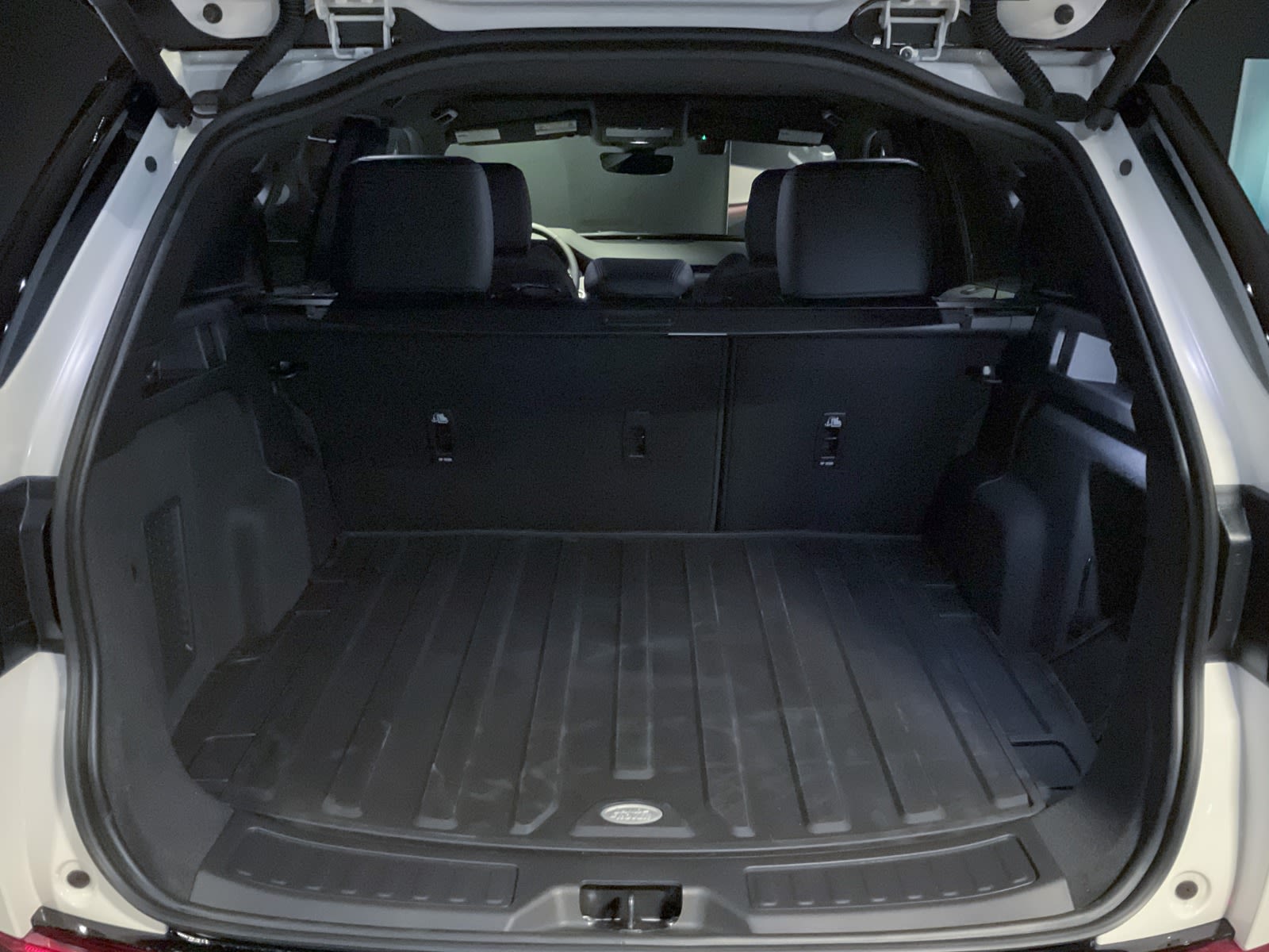 2025 Land Rover Discovery Sport Dynamic SE, Vancouver, Cash