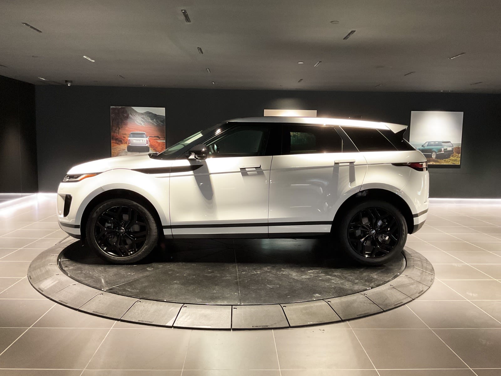 2023 Land Rover Range Rover Evoque SE, Vancouver, Cash