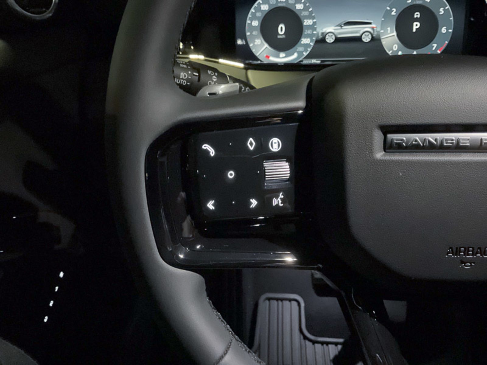 2024 Land Rover Range Rover Evoque Dynamic SE, Vancouver, Cash