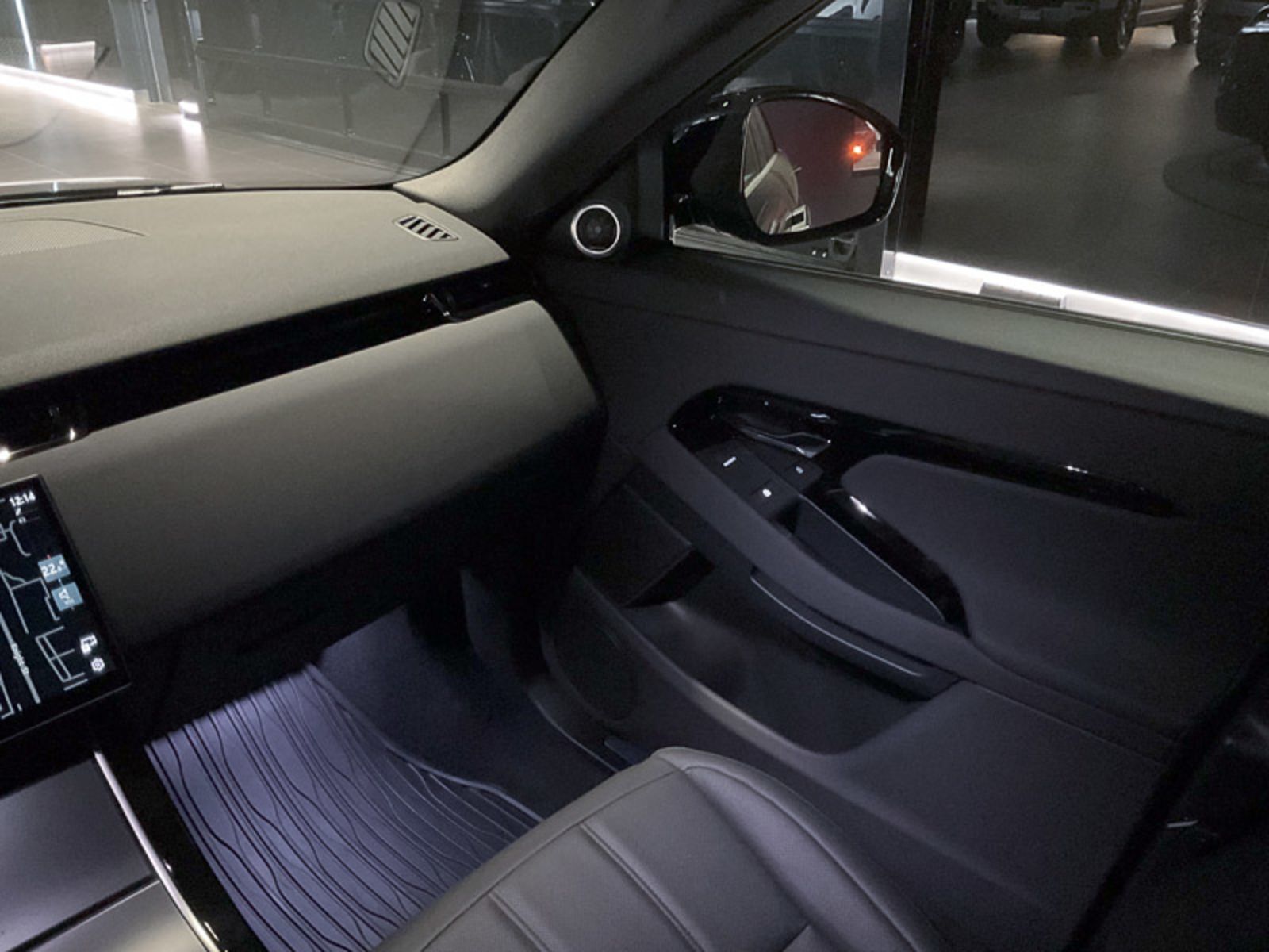 2024 Land Rover Range Rover Evoque Dynamic SE, Vancouver, Cash