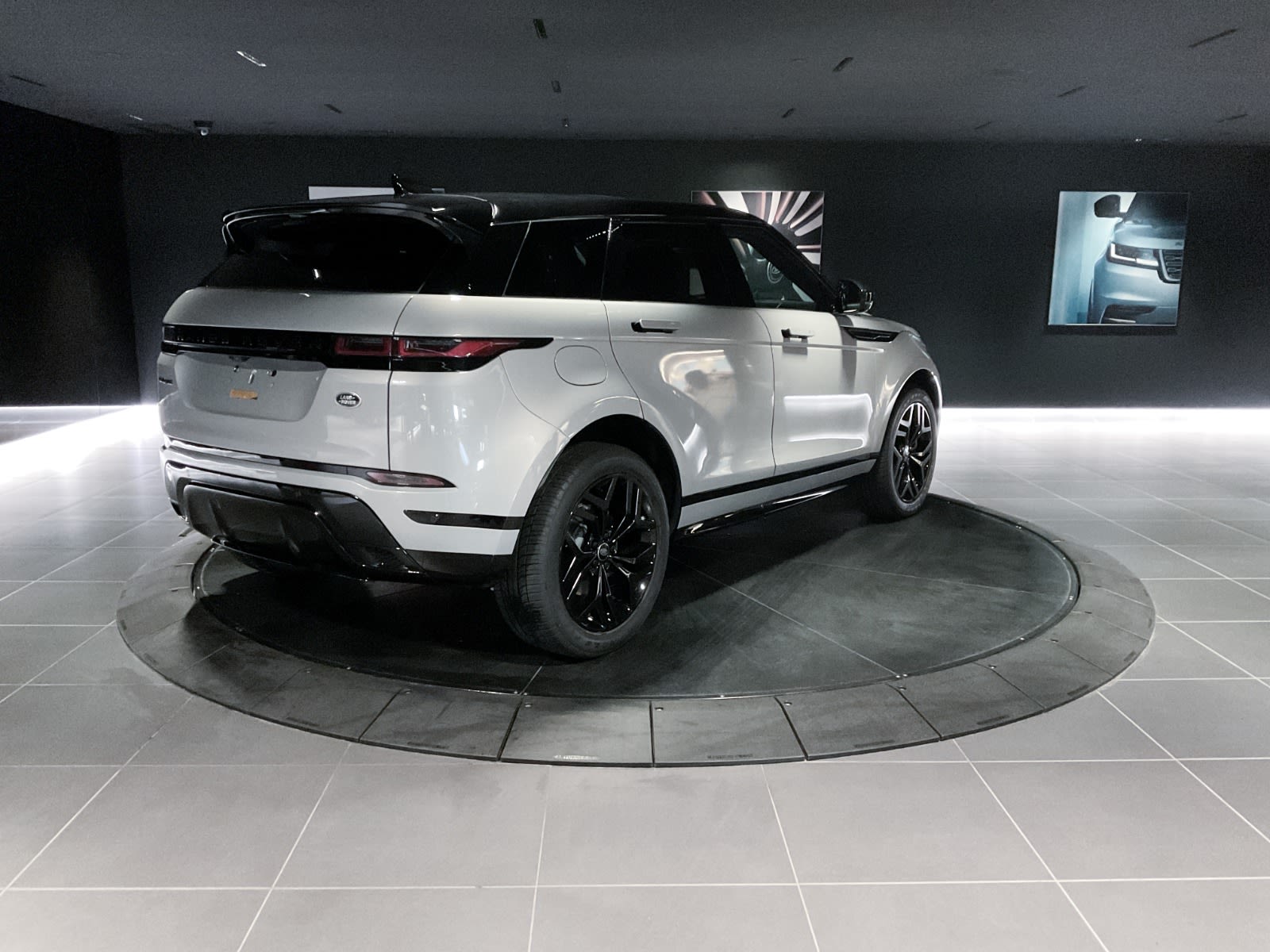 2022 Land Rover Range Rover Evoque R-Dynamic SE, Vancouver, Cash