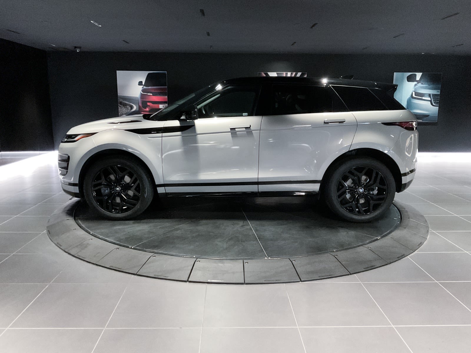 2022 Land Rover Range Rover Evoque R-Dynamic SE, Vancouver, Cash