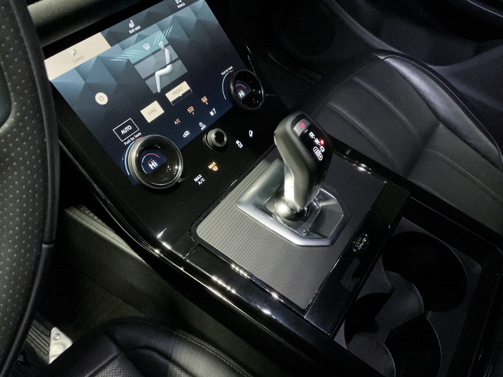 2022 Land Rover Range Rover Evoque R-Dynamic SE, Vancouver, Cash