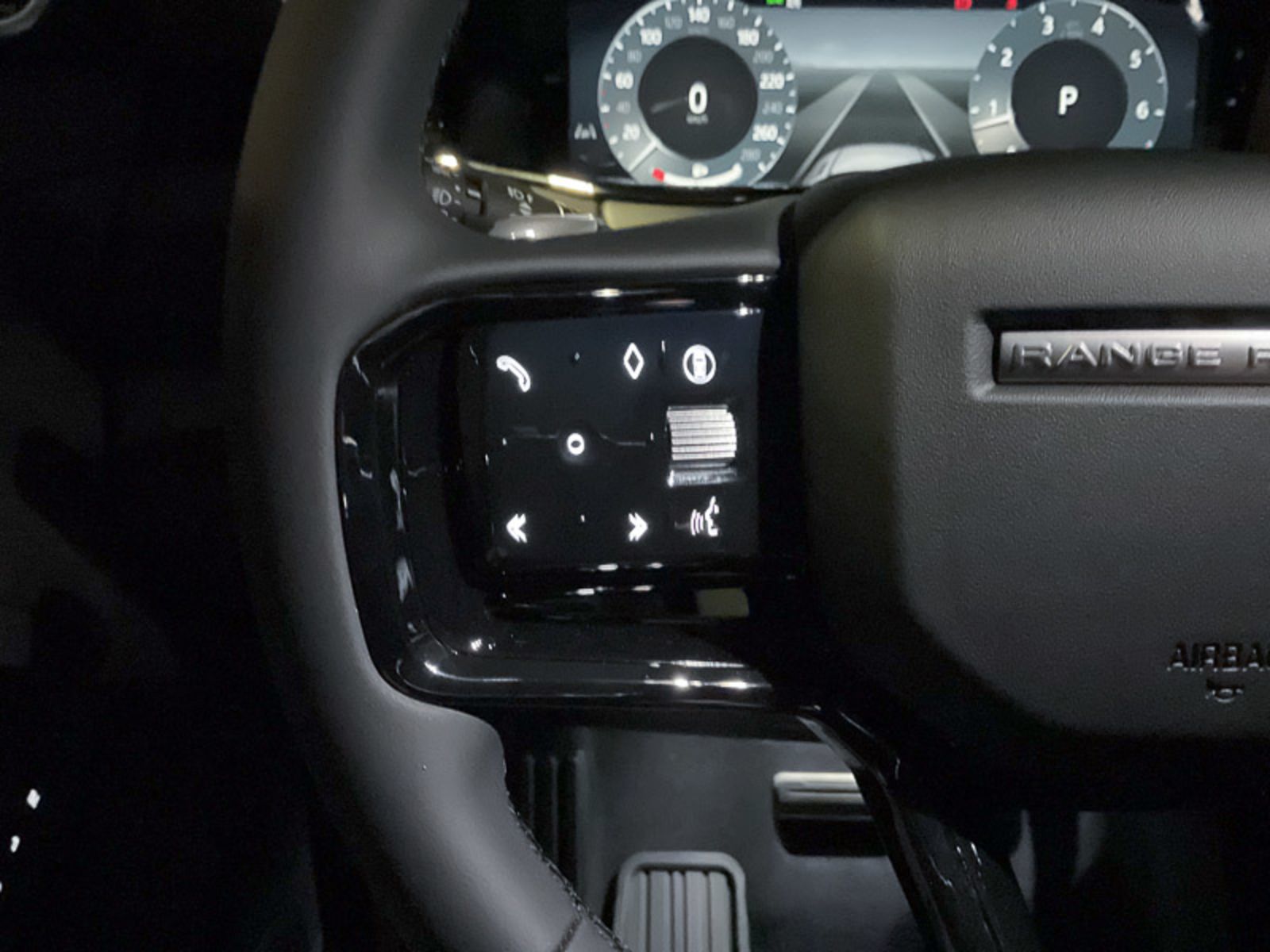 2024 Land Rover Range Rover Evoque Dynamic SE, Vancouver, Cash