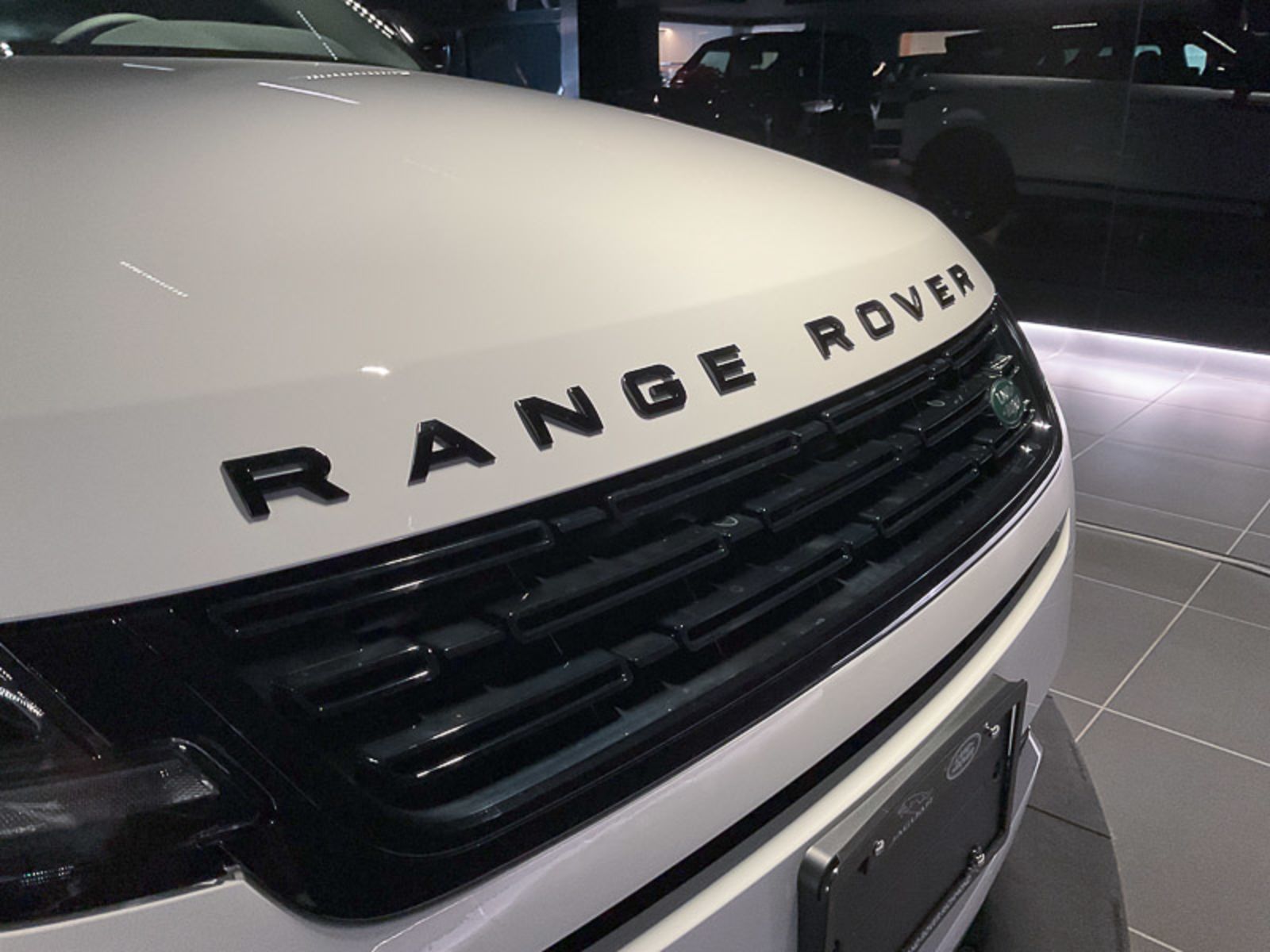 2024 Land Rover Range Rover Evoque Dynamic SE, Vancouver, Cash