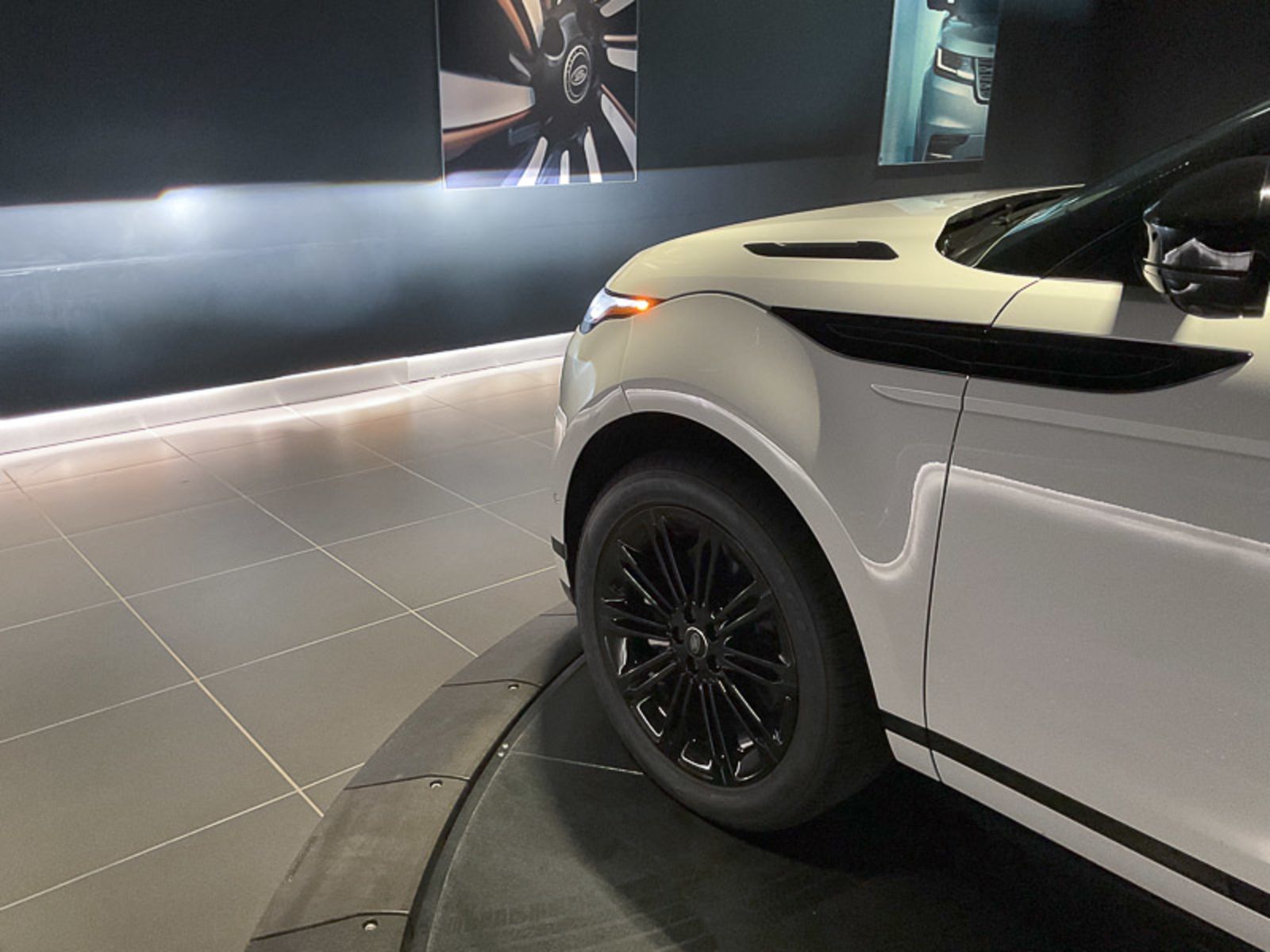 2024 Land Rover Range Rover Evoque Dynamic SE, Vancouver, Cash