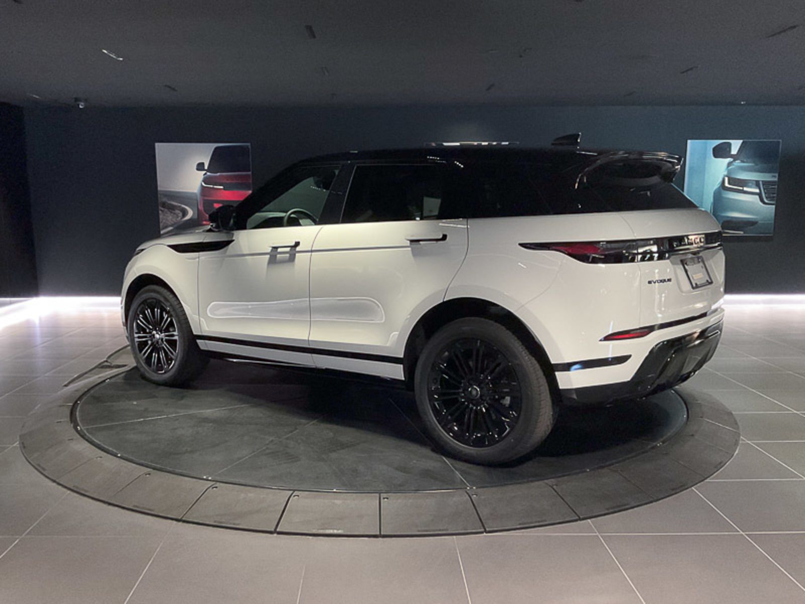 2024 Land Rover Range Rover Evoque Dynamic SE, Vancouver, Cash