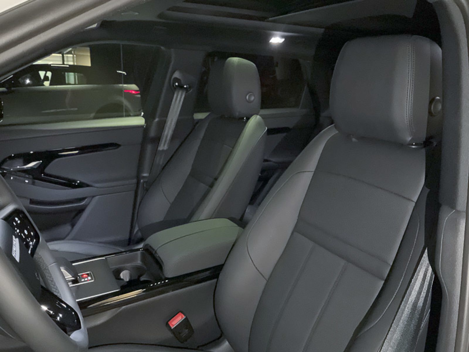 2024 Land Rover Range Rover Evoque Dynamic SE, Vancouver, Cash