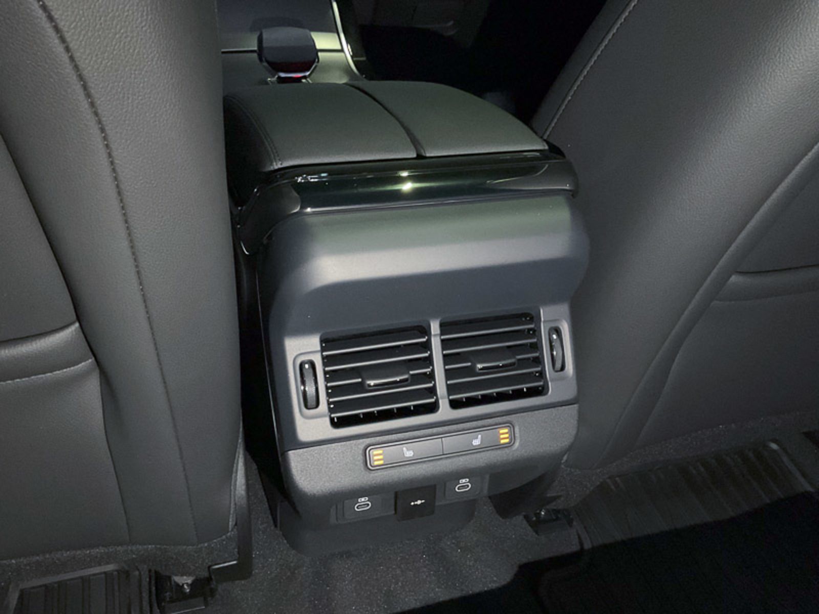 2024 Land Rover Range Rover Evoque Dynamic SE, Vancouver, Cash
