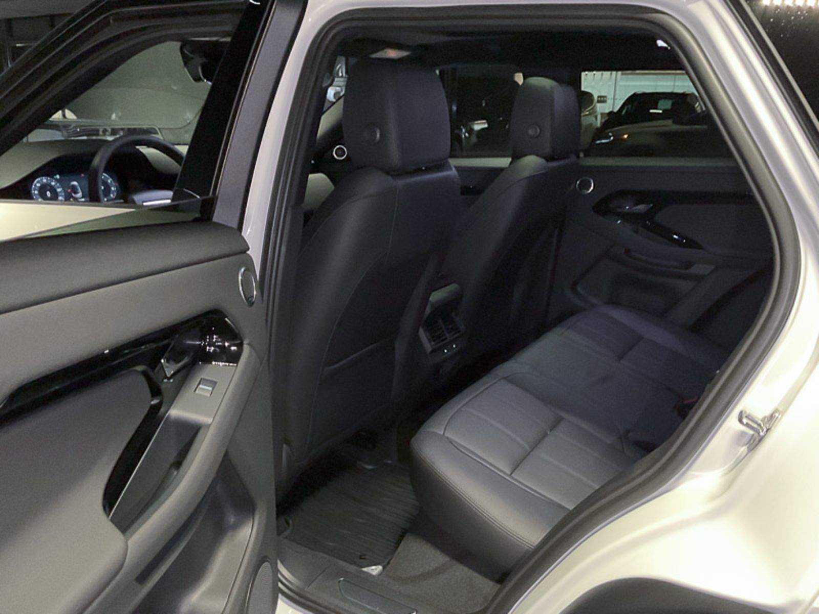 2024 Land Rover Range Rover Evoque Dynamic SE, Vancouver, Cash