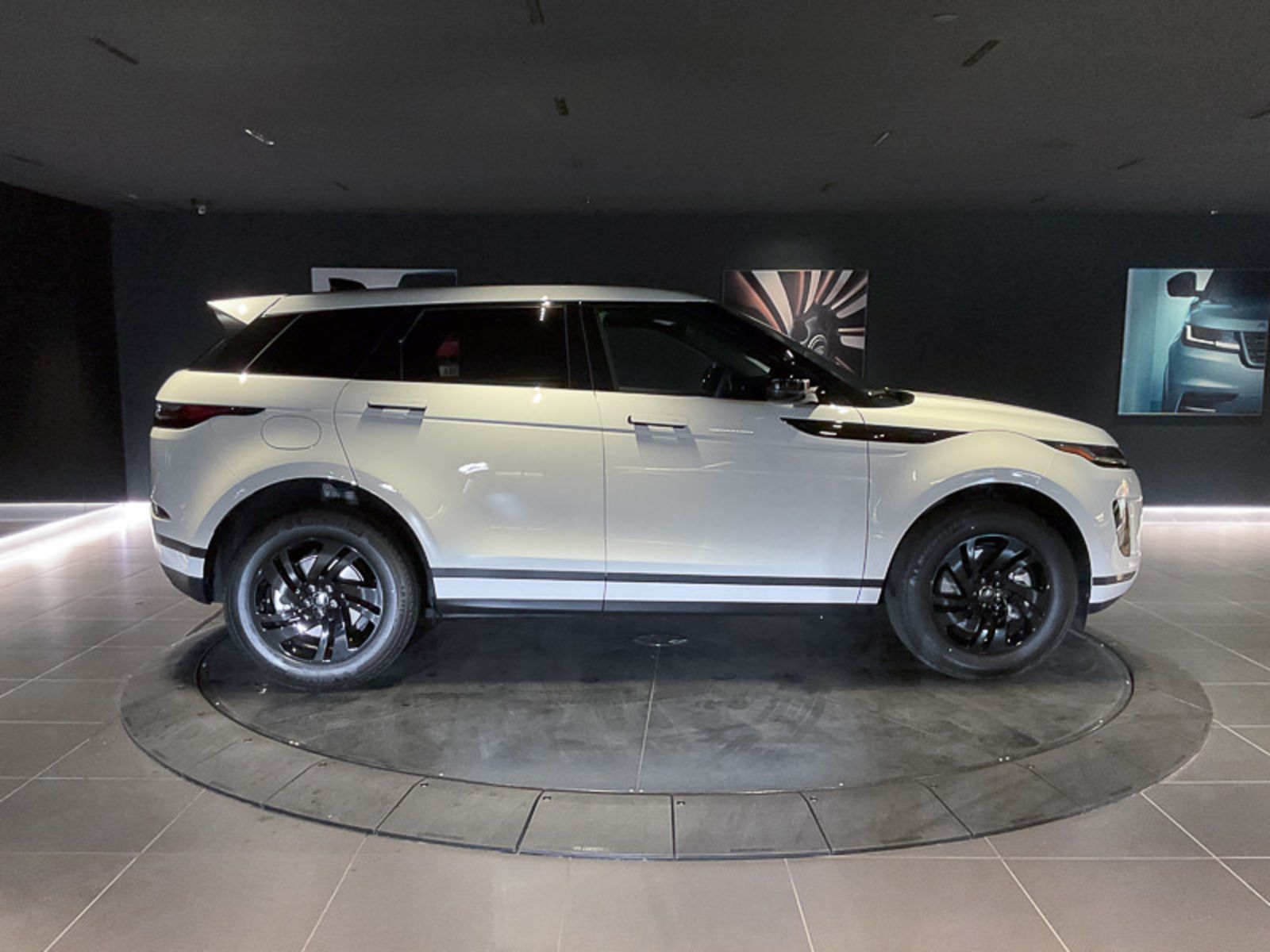 2024 Land Rover Range Rover Evoque S, Vancouver, Cash