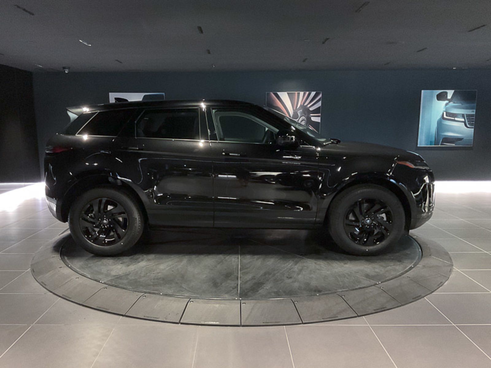 2024 Land Rover Range Rover Evoque S, Vancouver, Cash