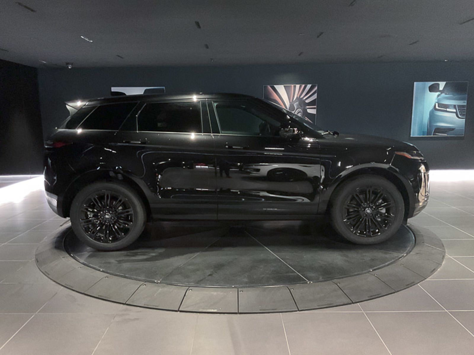 2024 Land Rover Range Rover Evoque S, Vancouver, Cash