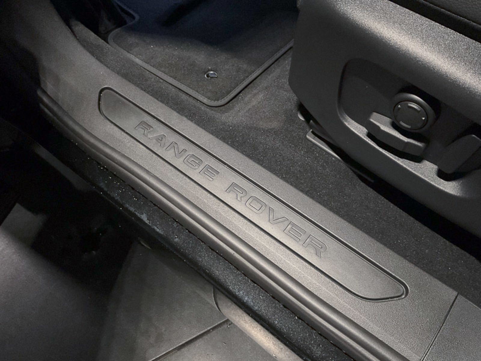 2024 Land Rover Range Rover Evoque S, Vancouver, Cash