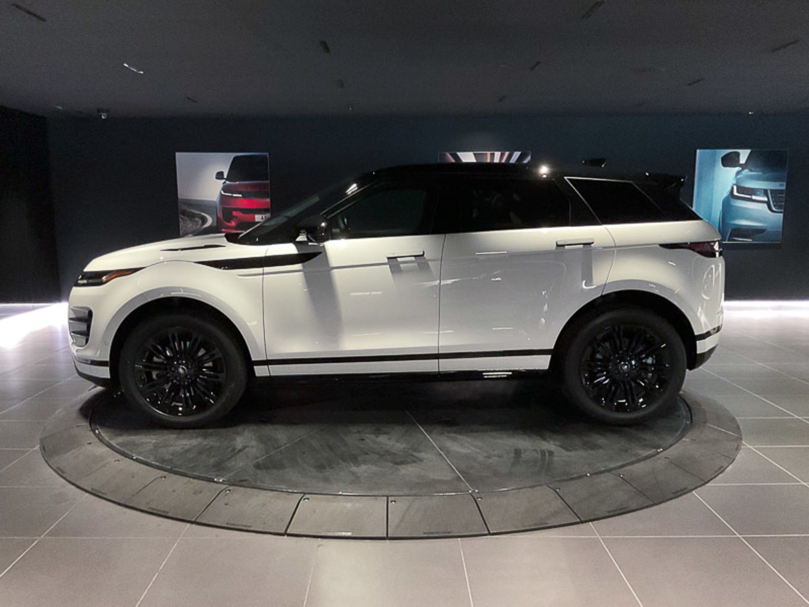 2024 Land Rover Range Rover Evoque Dynamic SE, Vancouver, Cash