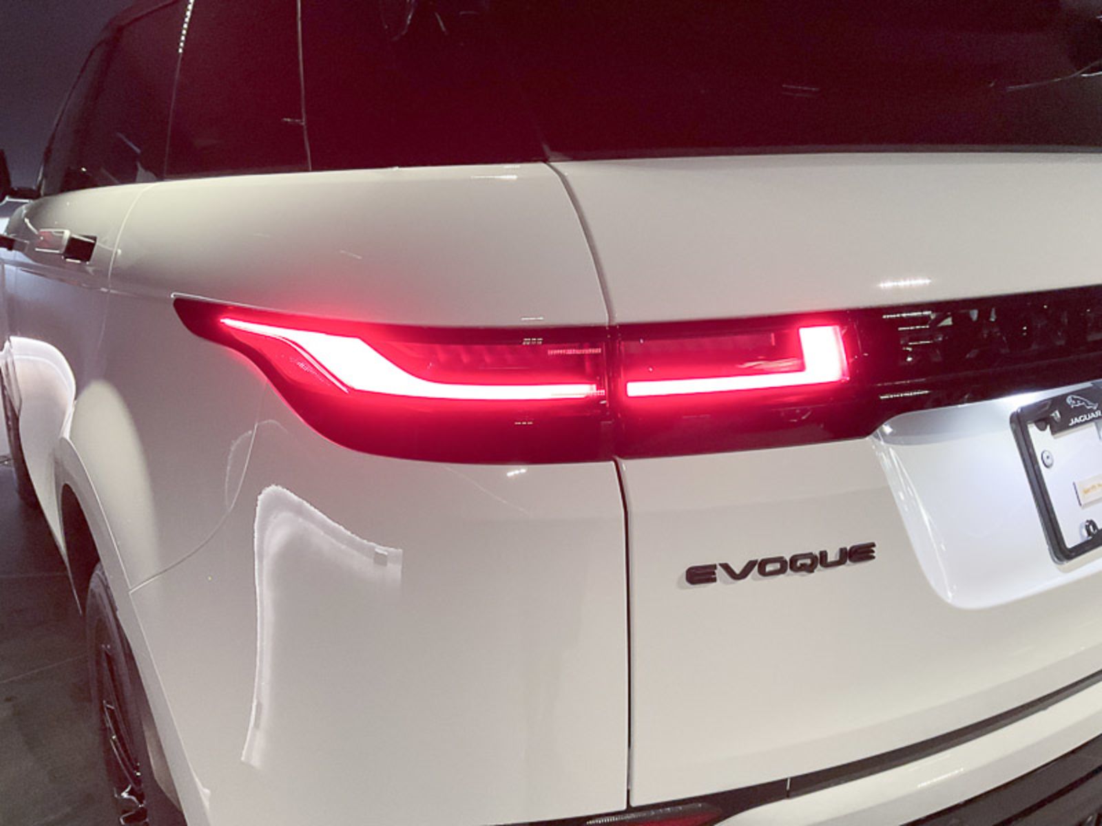 2024 Land Rover Range Rover Evoque Dynamic SE, Vancouver, Cash