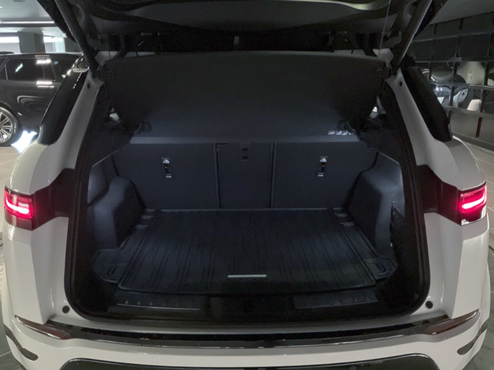 2024 Land Rover Range Rover Evoque Dynamic SE, Vancouver, Cash
