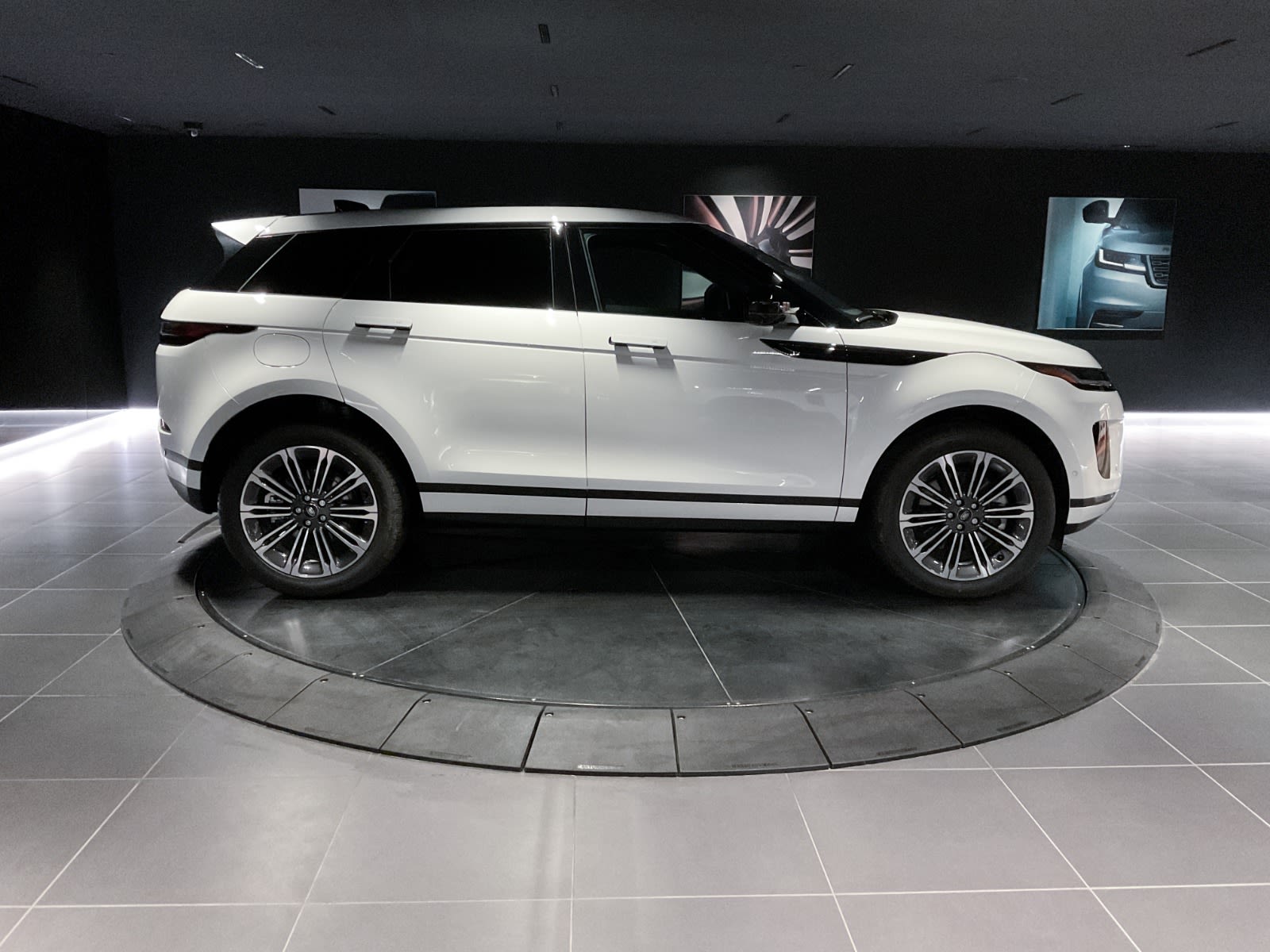 2024 Land Rover Range Rover Evoque S, Vancouver, Cash