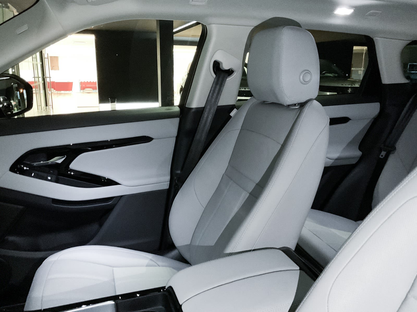 2024 Land Rover Range Rover Evoque S, Vancouver, Cash