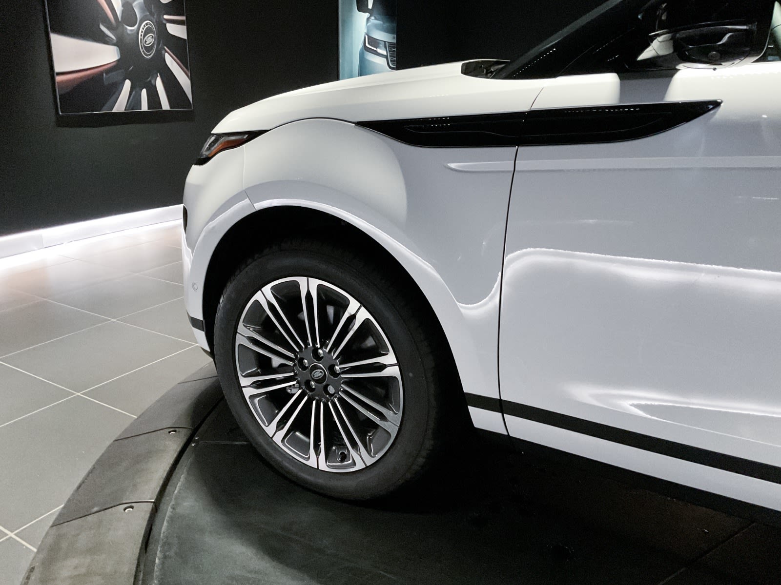 2024 Land Rover Range Rover Evoque S, Vancouver, Cash