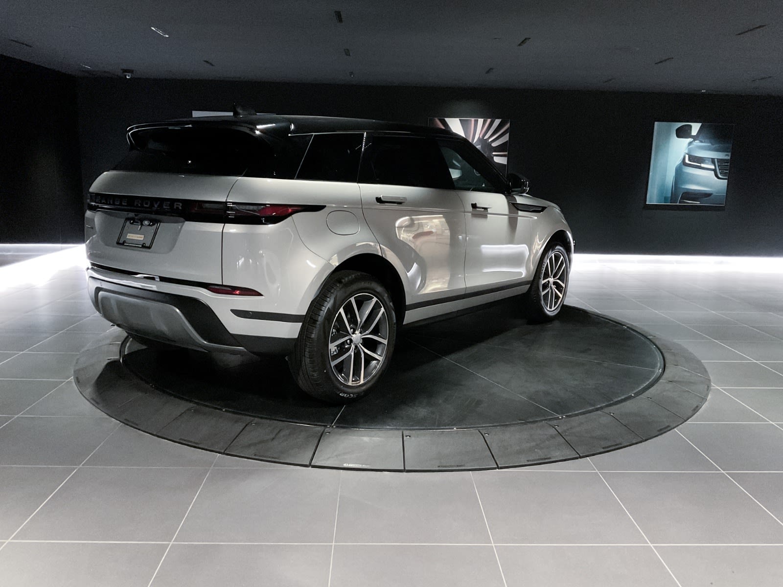 2024 Land Rover Range Rover Evoque S, Vancouver, Cash