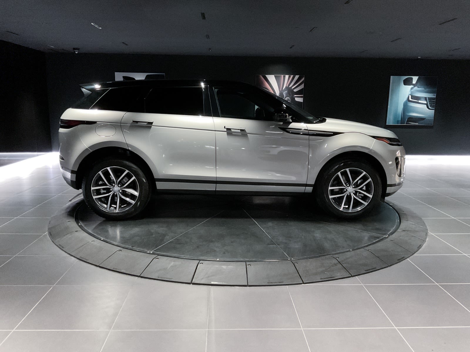 2024 Land Rover Range Rover Evoque S, Vancouver, Cash