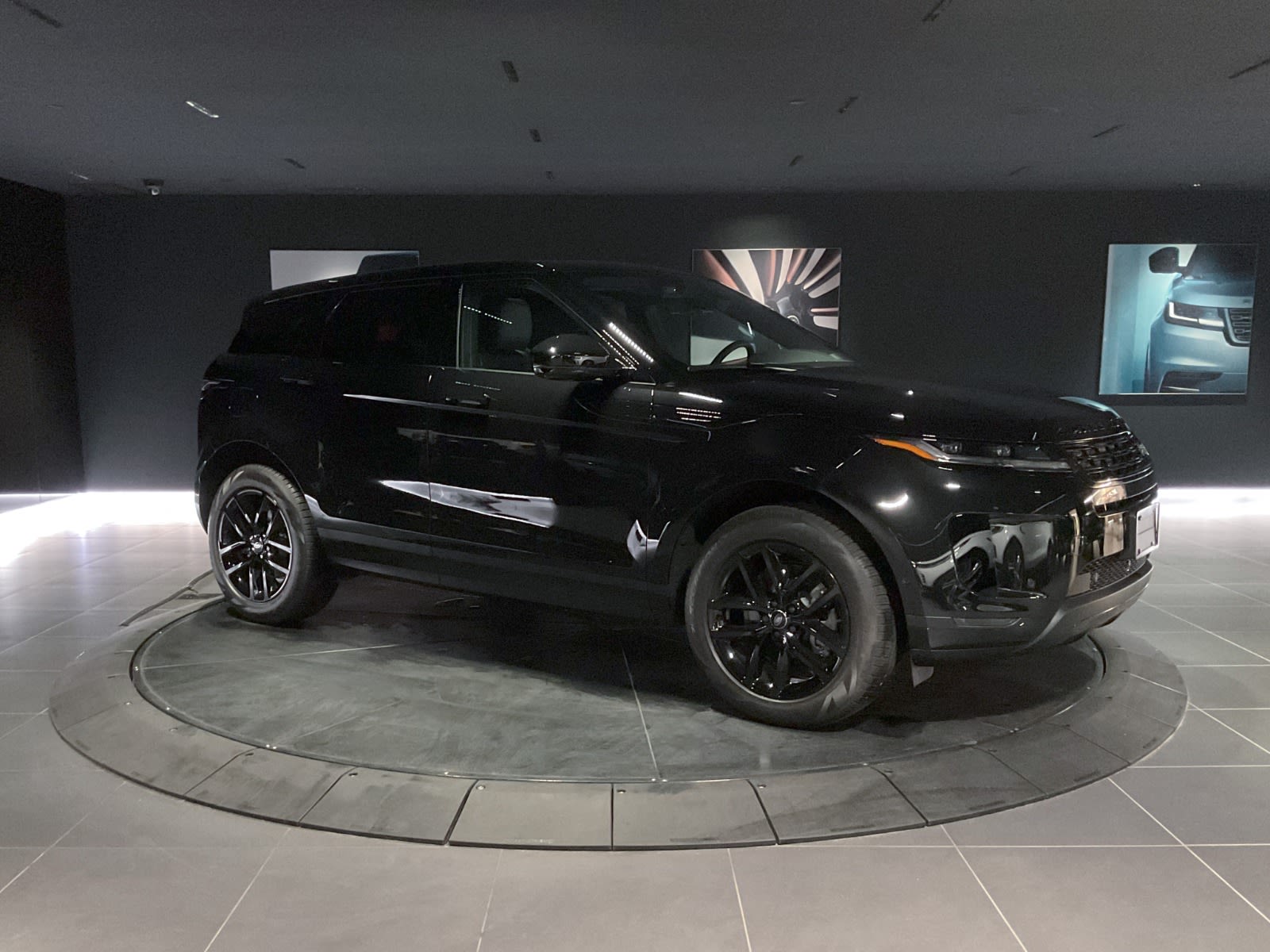 2025 Land Rover Range Rover Evoque S, Vancouver, Cash