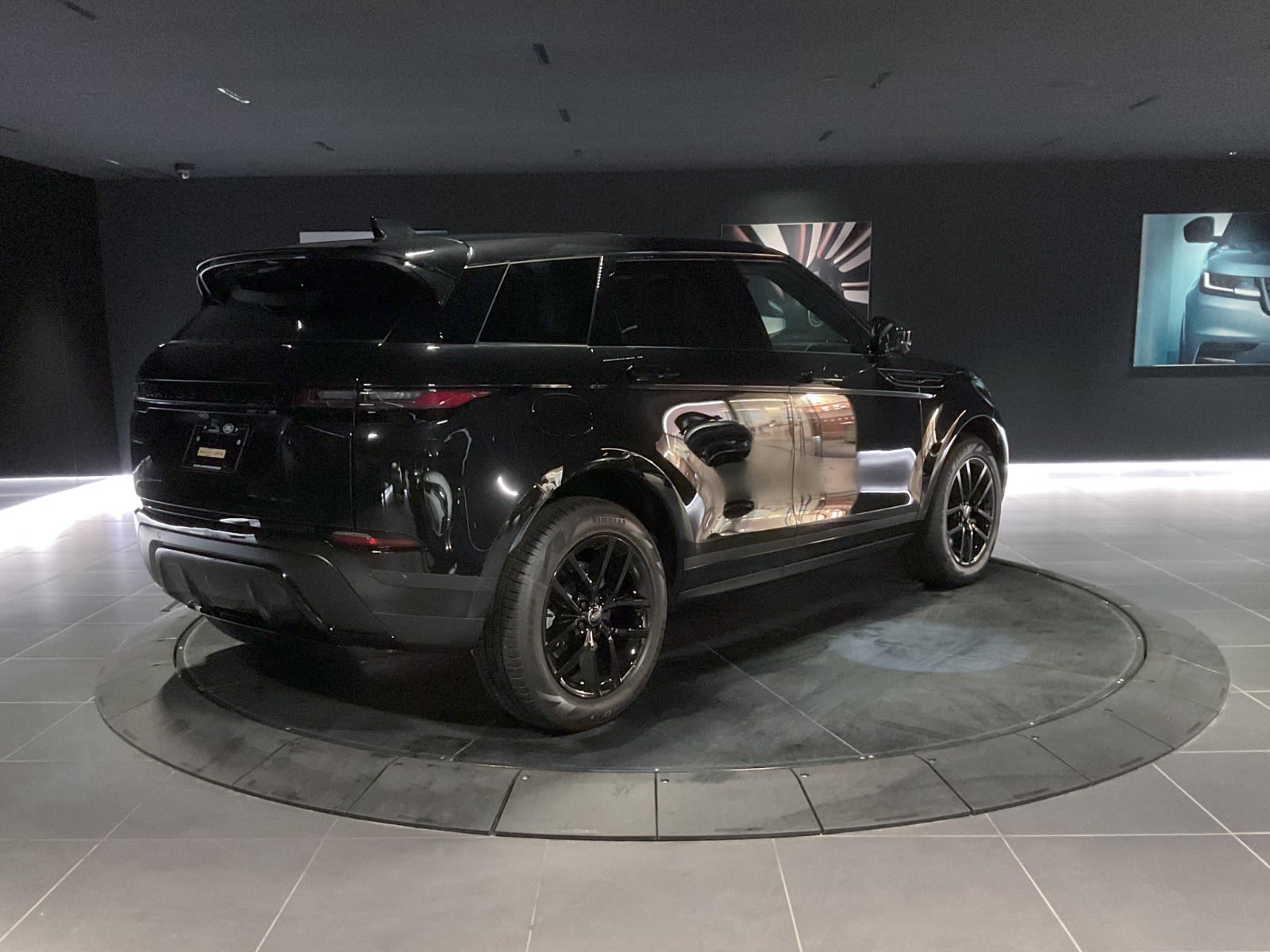 2025 Land Rover Range Rover Evoque S, Vancouver, Cash