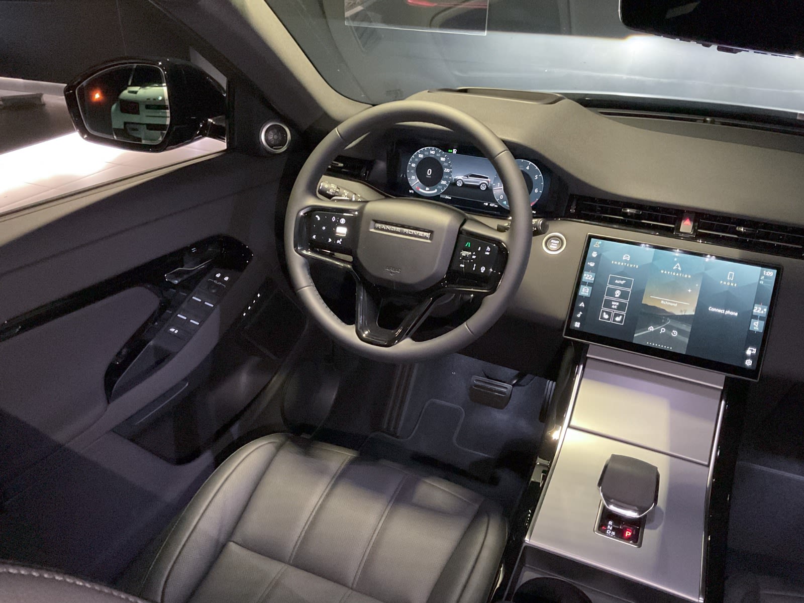 2025 Land Rover Range Rover Evoque S, Vancouver, Cash