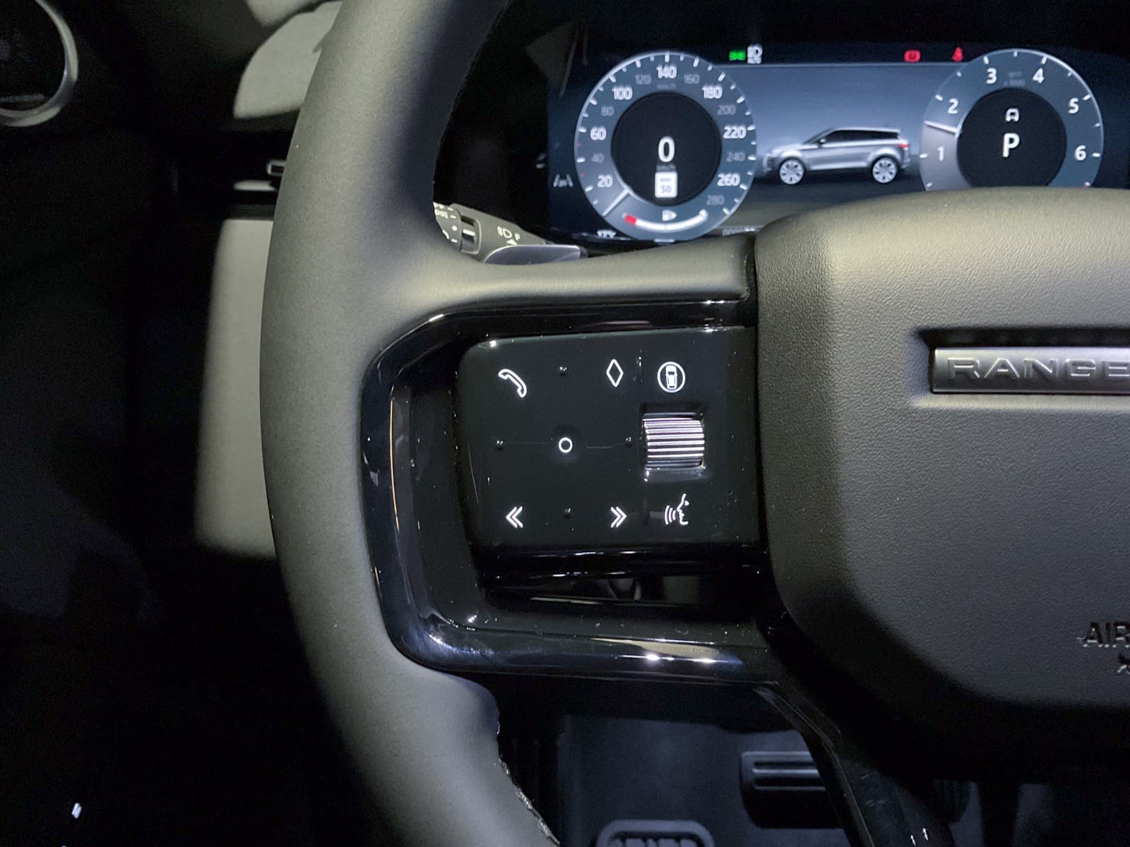 2025 Land Rover Range Rover Evoque S, Vancouver, Cash