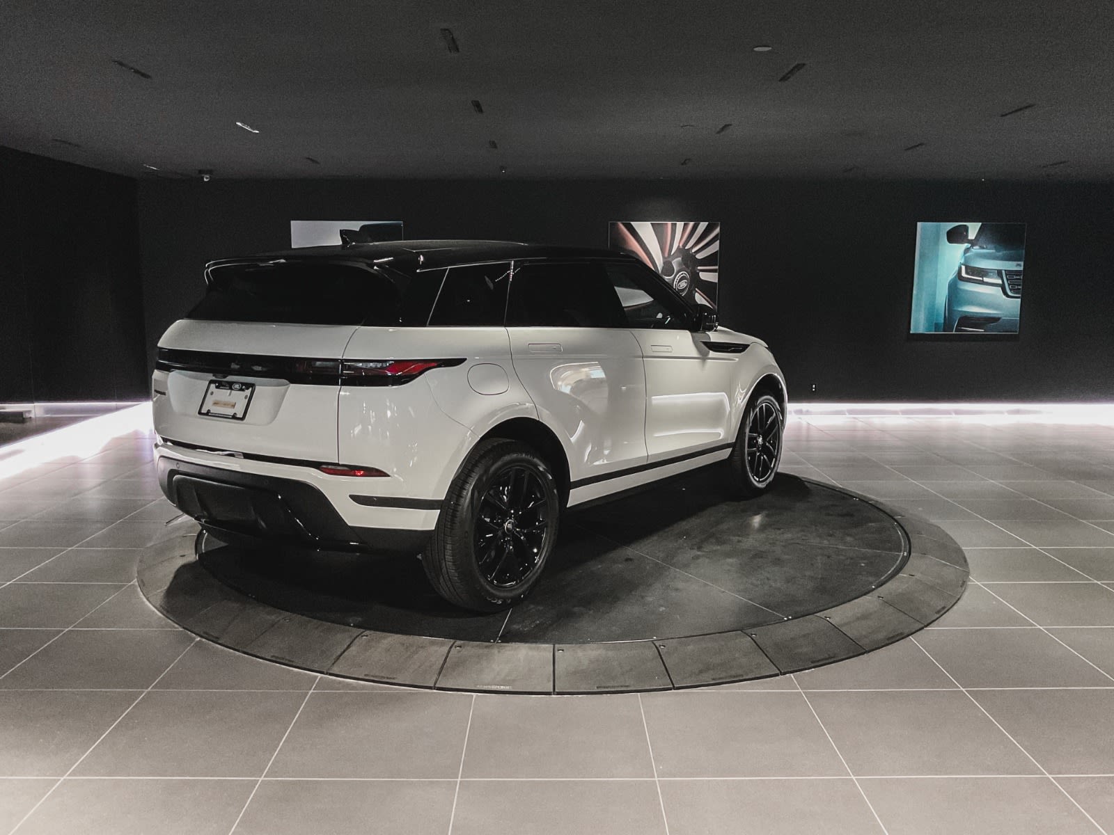 2026 Land Rover Range Rover Evoque S, Vancouver, Cash